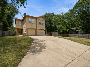 6015 Ponca St APT A, Austin, TX 78741