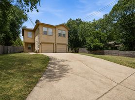 6015 Ponca St, Austin, TX