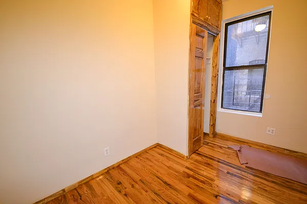 Rented by Bold New York | media 10