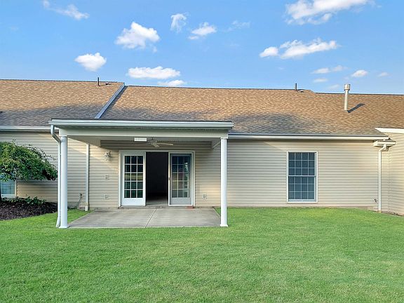 4th image of 907 Oakbrook Dr