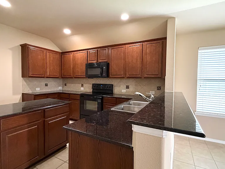 2774 Waterfall Ln — Photo 21