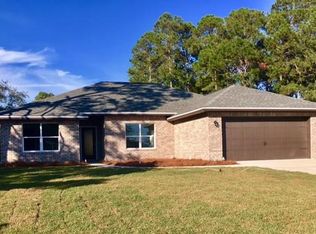 213 Evergreen Dr, Mary Esther, FL 32569