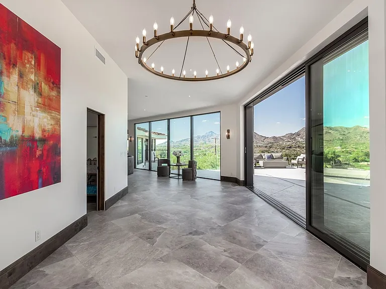 5655 N Camelback Canyon Dr — Photo 4
