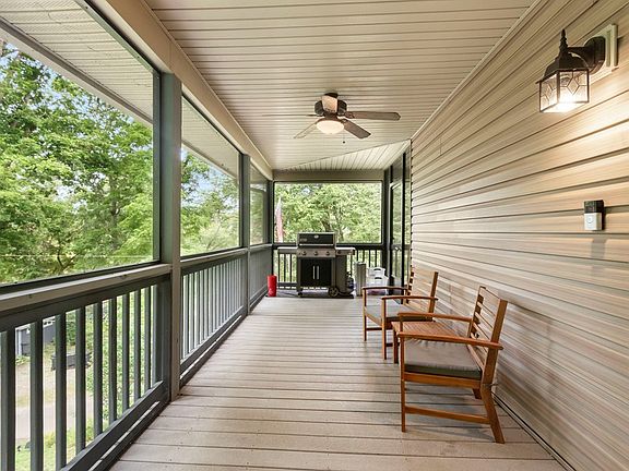 5th image of 204 Hiawassee River Rd