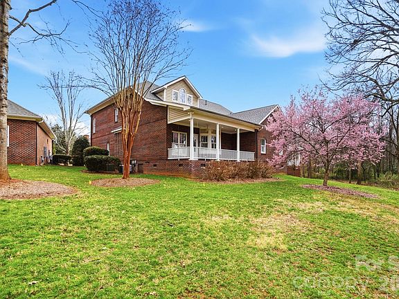 5th image of 1173 Bunch Dr