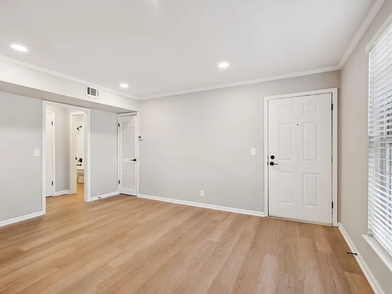 1011 Murfreesboro Rd #L9 — Photo 7