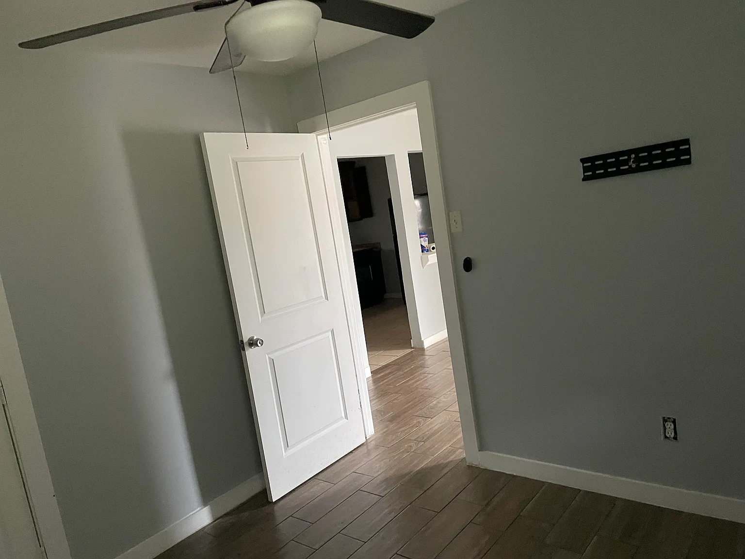 2 bed, 620 sqft, $1,000 — Photo 3