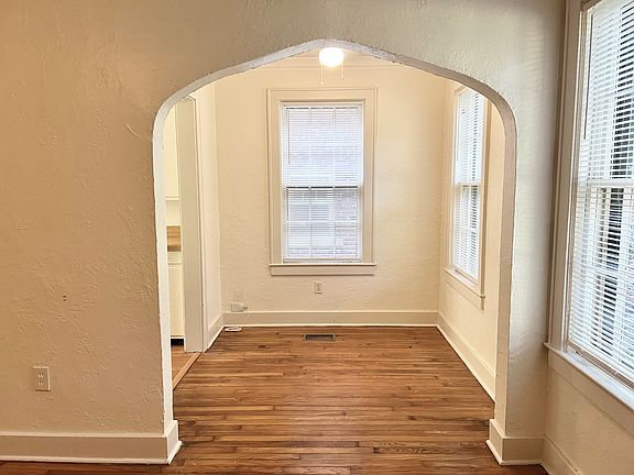 Breakfast nook