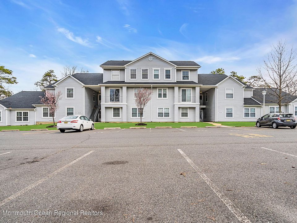 1st image of 312 Waters Edge Dr #12B