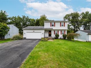 3708 Oakview Dr, Girard, OH 44420
