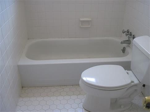 3rd image of 2572 Glenlivet Dr