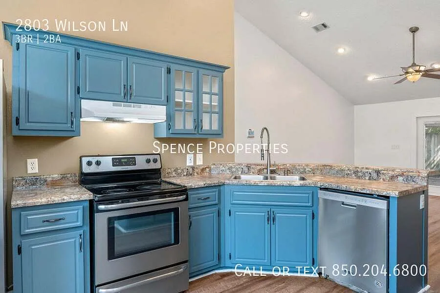 3 bed, 1311 sqft, $1,900 — Photo 3