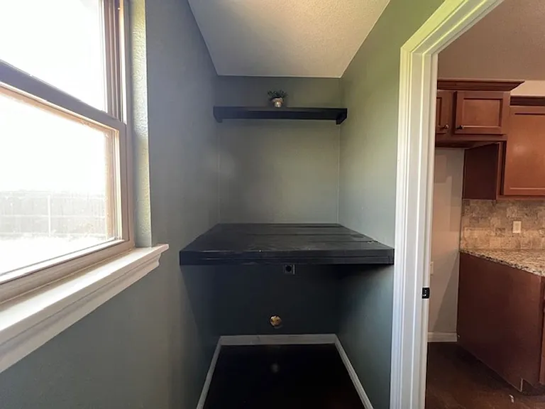 319 Foxtrot Ln — Photo 23