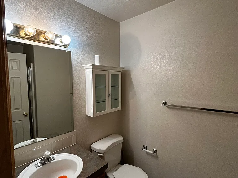 1061 Tierra Ln #C — Photo 5