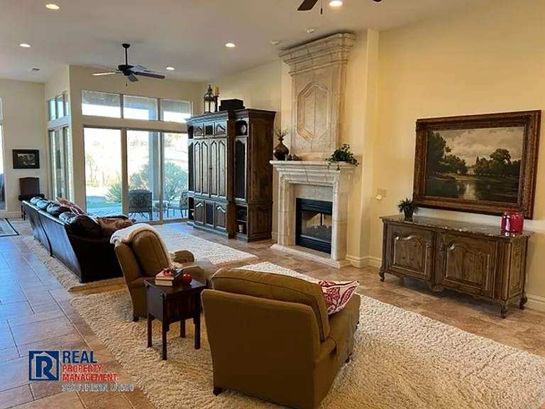 2335 W Sunbrook Dr #8 — Photo 6