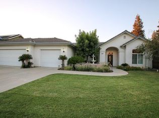 1426 W Sequoia Cir, Reedley, CA 93654