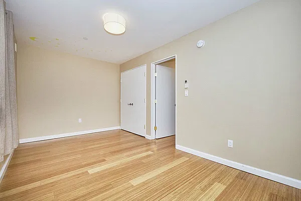 Rented by Keller Williams NYC | media 8