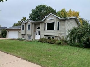 2522 Balsam Ct, Eau Claire, WI 54703