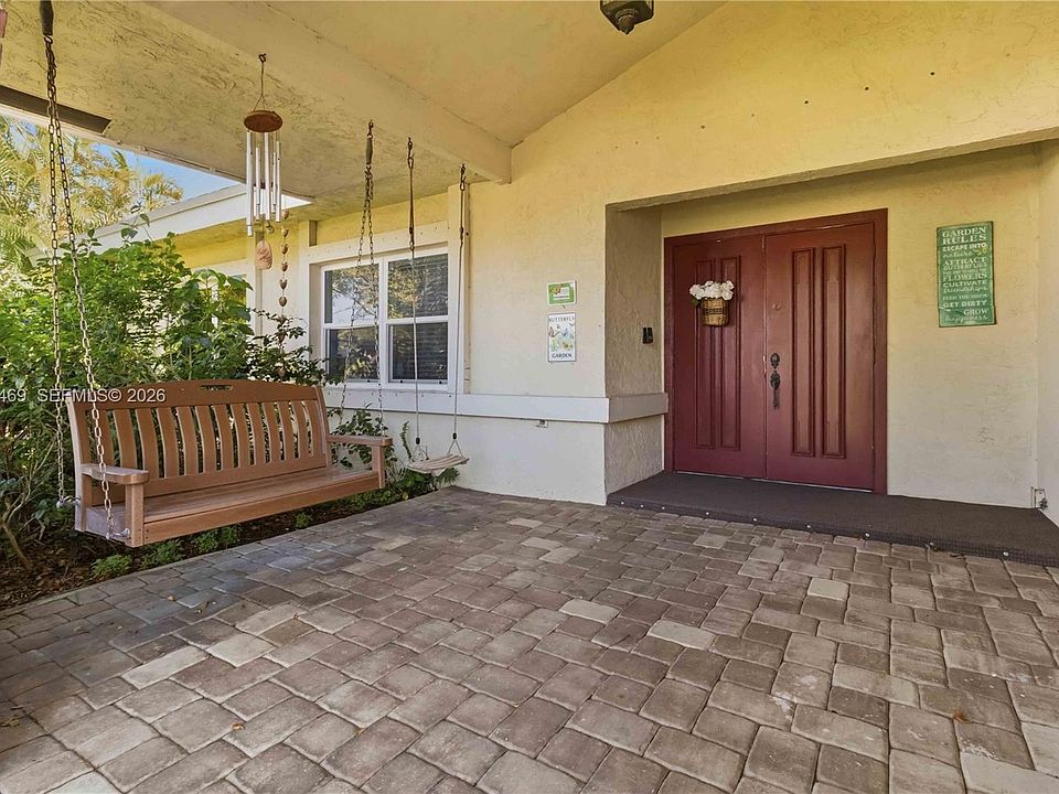 1st image of 9521 NW 31st Pl