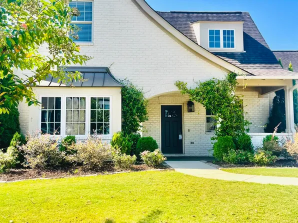 8160 Caldwell Dr, Trussville, AL 35173