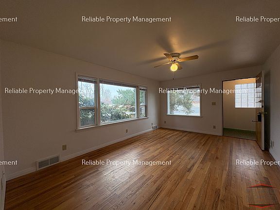 4th image of 618 Gladstone St #A