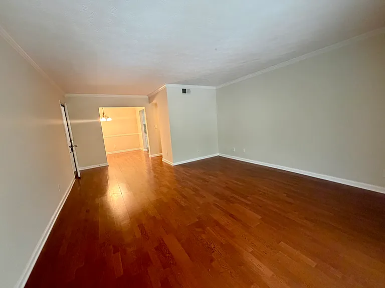 3711 Essex Ave — Photo 9