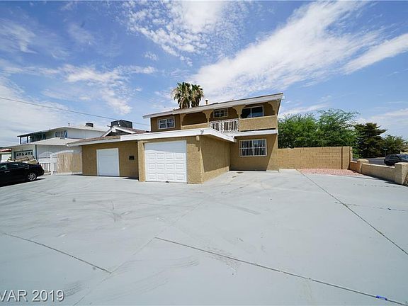 3rd image of 2380 Golden Arrow Dr
