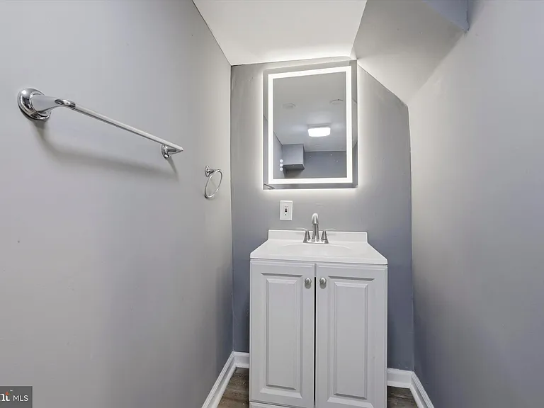 2625 Manton St — Photo 22