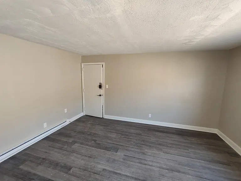 1229 W Ocean View Ave #D — Photo 6