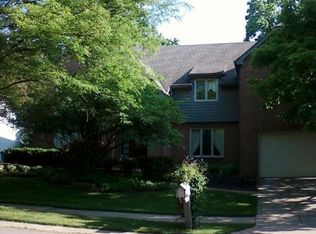 235 Glen Village Ct, Powell, OH 43065