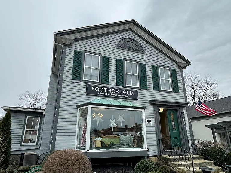 219 N Main St — Photo 1