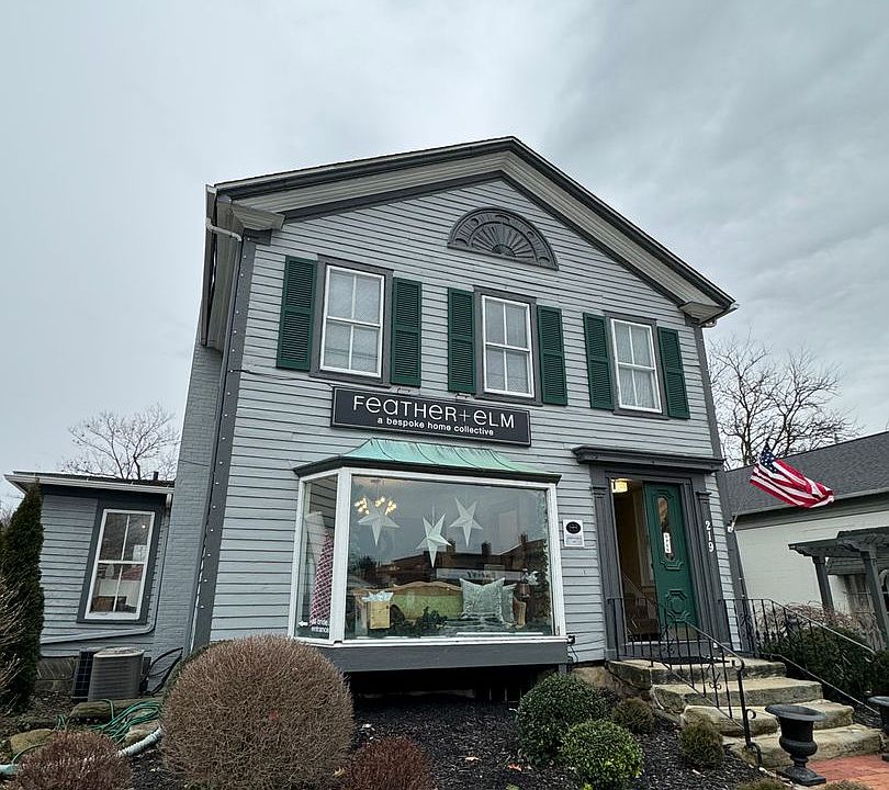 1st image of 219 N Main St