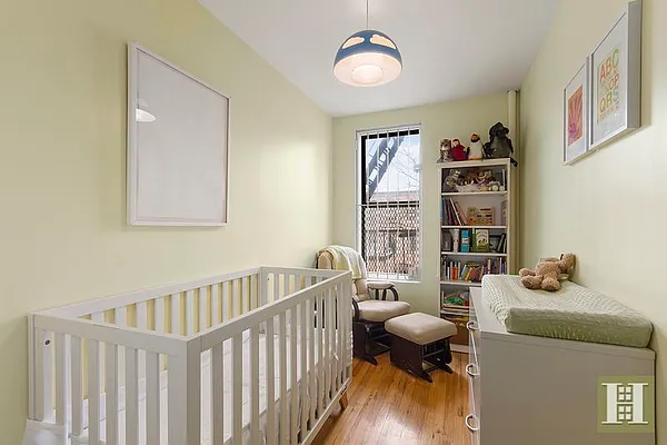 Rented by Halstead Real Estate | media 4