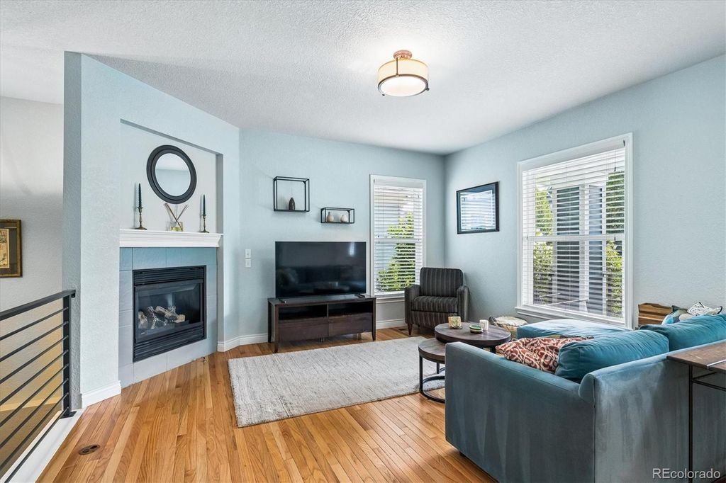 Apartment in Denver - More