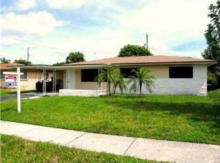 320 SW 30th Ter, Fort Lauderdale, FL 33312