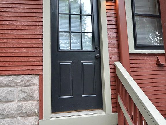 2nd image of 301 W 5th Ave