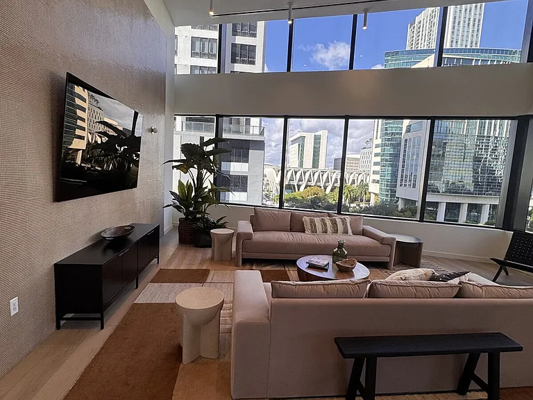 Building's Lounge