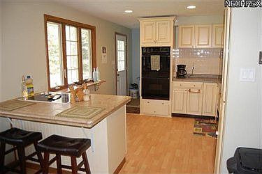 3rd image of 413 Orchard Grove Ave