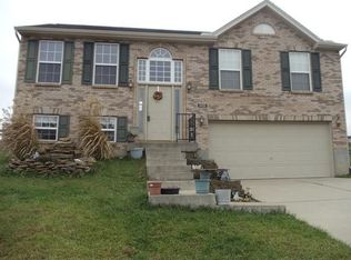 305 Eagle Creek Dr, Dry Ridge, KY 41035