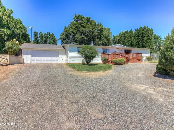 1207 Pollock Ave, Zillah, WA 98953