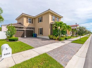 9253 SW 172nd Ave, Miami, FL 33196