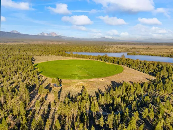 64225 Sisemore Rd, Bend, OR 97701