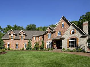 2930 Woods Rd, Wildwood, MO 63038