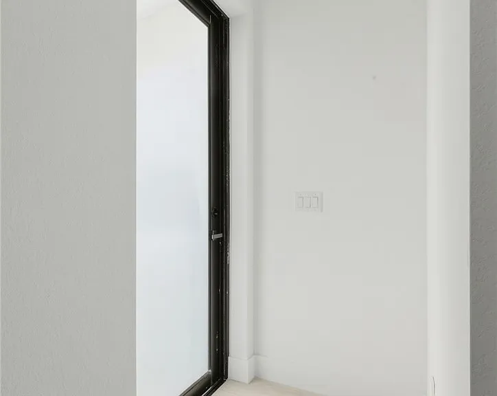 3629 SW Santa Barbara Pl — Photo 3
