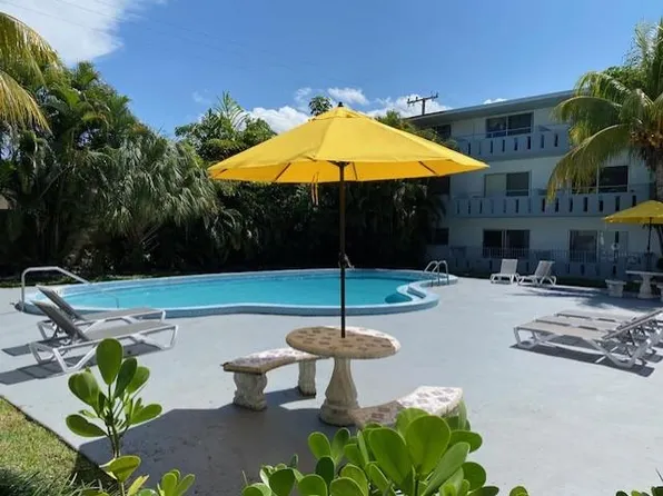 Esquire Apartments, 1840 NE 186th St #8e171a4a6, Miami, FL 33179