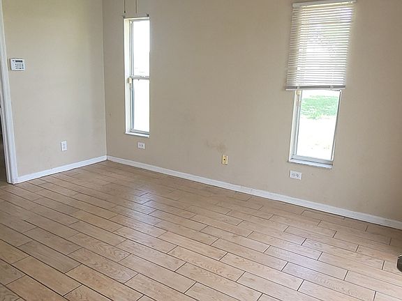 3rd image of 2609 NW 5th Pl