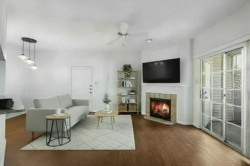 1001 Liberty St #116 Photo 1