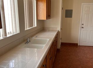 911 S Park View St, Los Angeles, CA 90006