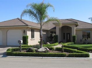 11007 E Promontory Way, Clovis, CA 93619