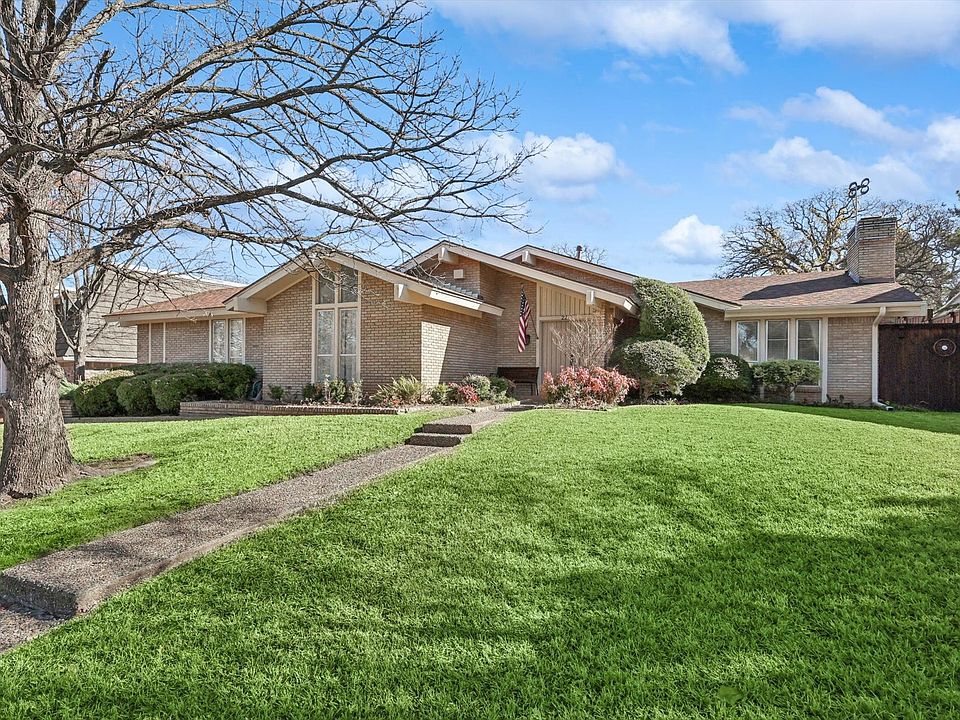1st image of 2217 Franklin Dr